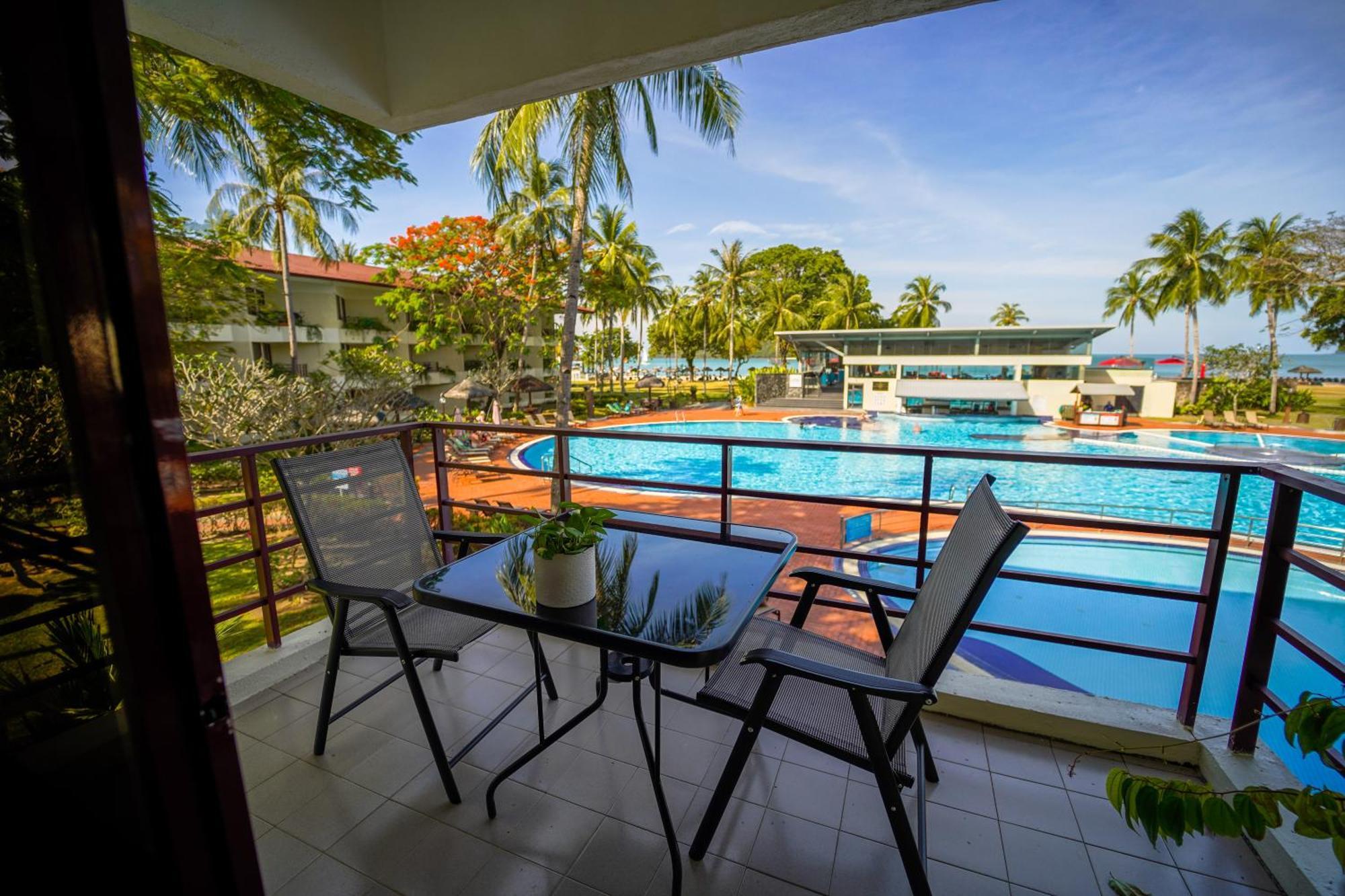 Holiday Villa Resort & Beachclub Langkawi Pantai Cenang  Eksteriør bilde