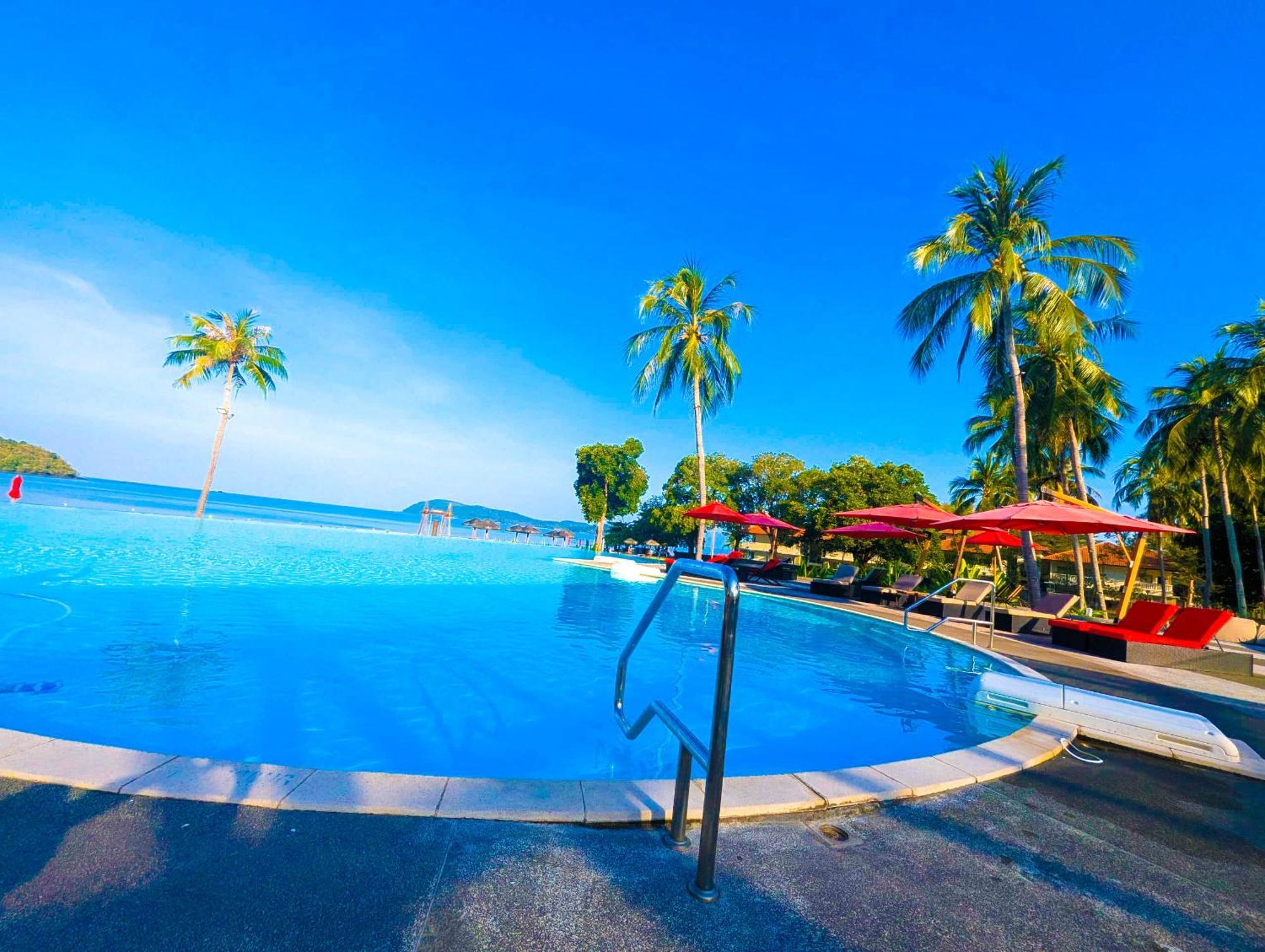 Holiday Villa Resort & Beachclub Langkawi Pantai Cenang  Eksteriør bilde